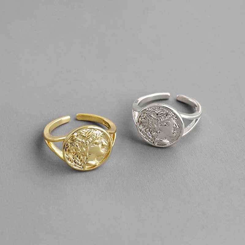 Adjustable S925 Portrait Coin Open Ring For Tail 925 Sterling Silver Round Disc Ring, As picture
Adjustable S925 Portrait Coin Open Ring For Tail 925 Sterling Silver Round Disc Ring, As picture