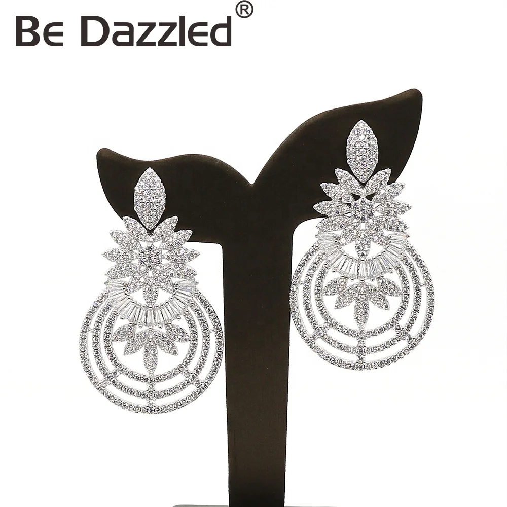 Bedazzled Wholesale Female Fashion Noble Wedding Jewelry Luxury Clear Cubic Zircon Bridal Heavy Chandelier Earrings
Bedazzled Wholesale Female Fashion Noble Wedding Jewelry Luxury Clear Cubic Zircon Bridal Heavy Chandelier Earrings