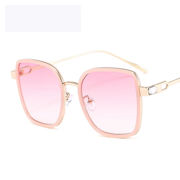Small Cuttle Fish Womens Sunglasses Trendy Oversize Luxury Custom Rhinestone Sunglasses
Small Cuttle Fish Womens Sunglasses Trendy Oversize Luxury Custom Rhinestone Sunglasses