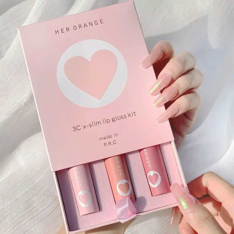 Girly Heart Tricolor Lip Glaze Velvet Lipstick Set Non-Stick Cup is White Lipstick, 3 colors 
Girly Heart Tricolor Lip Glaze Velvet Lipstick Set Non-Stick Cup is White Lipstick, 3 colors