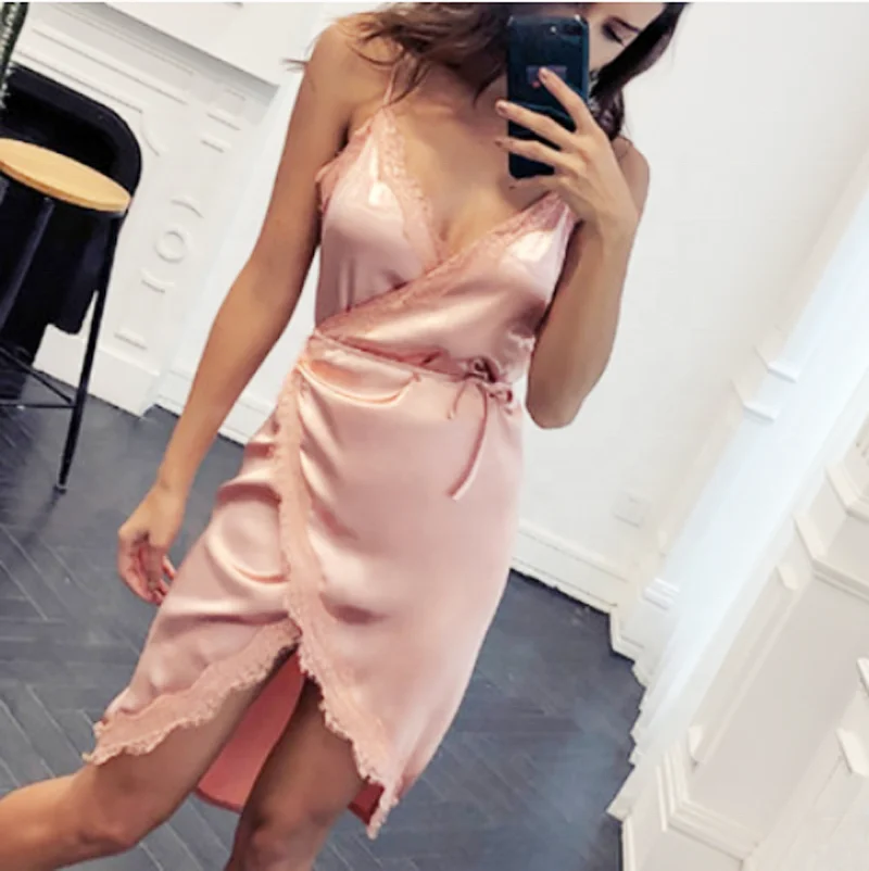 2021 New sexy lace sleeping dress underwear woman silk sexy robe lingerie, Accept customized
2021 New sexy lace sleeping dress underwear woman silk sexy robe lingerie, Accept customized