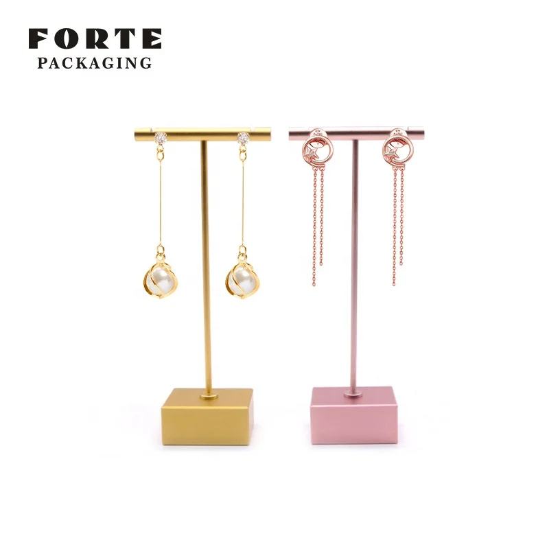 FORTE wholesale custom metal jewelry earrings holder jewelry display stand, Gold, silver, rose gold, black
FORTE wholesale custom metal jewelry earrings holder jewelry display stand, Gold, silver, rose gold, black