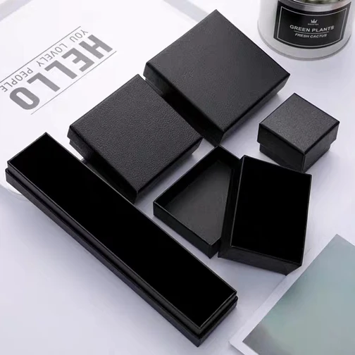 High quality jewelry packaging box creative black kraft paper ring bracelet and necklace box
High quality jewelry packaging box creative black kraft paper ring bracelet and necklace box