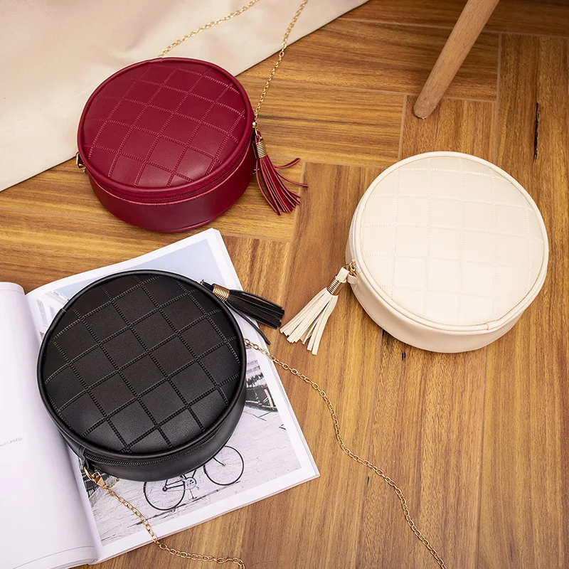 2022 latest summer Rhombic Pattern Tassel Round Shoulder Bags free shipping ladies bags women purses
2022 latest summer Rhombic Pattern Tassel Round Shoulder Bags free shipping ladies bags women purses
