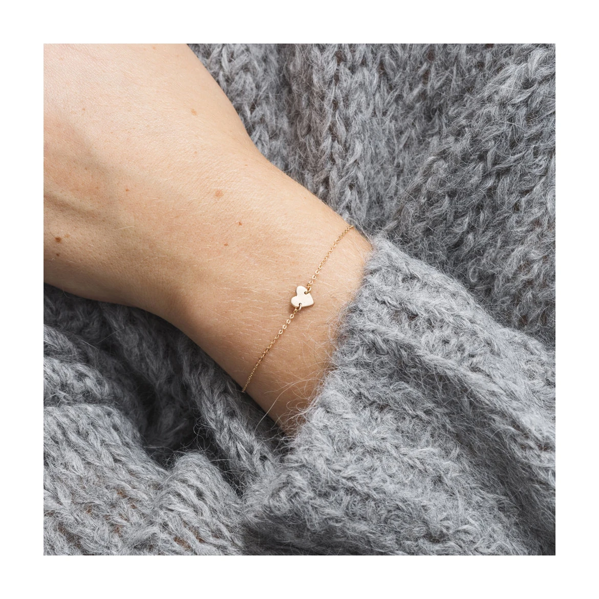 Trendy Jewelry 2021 18k 14k Gold Silver Plated Couple Beaded Thin Woman Bangle Love Heart Charm Chain Bracelet
Trendy Jewelry 2021 18k 14k Gold Silver Plated Couple Beaded Thin Woman Bangle Love Heart Charm Chain Bracelet