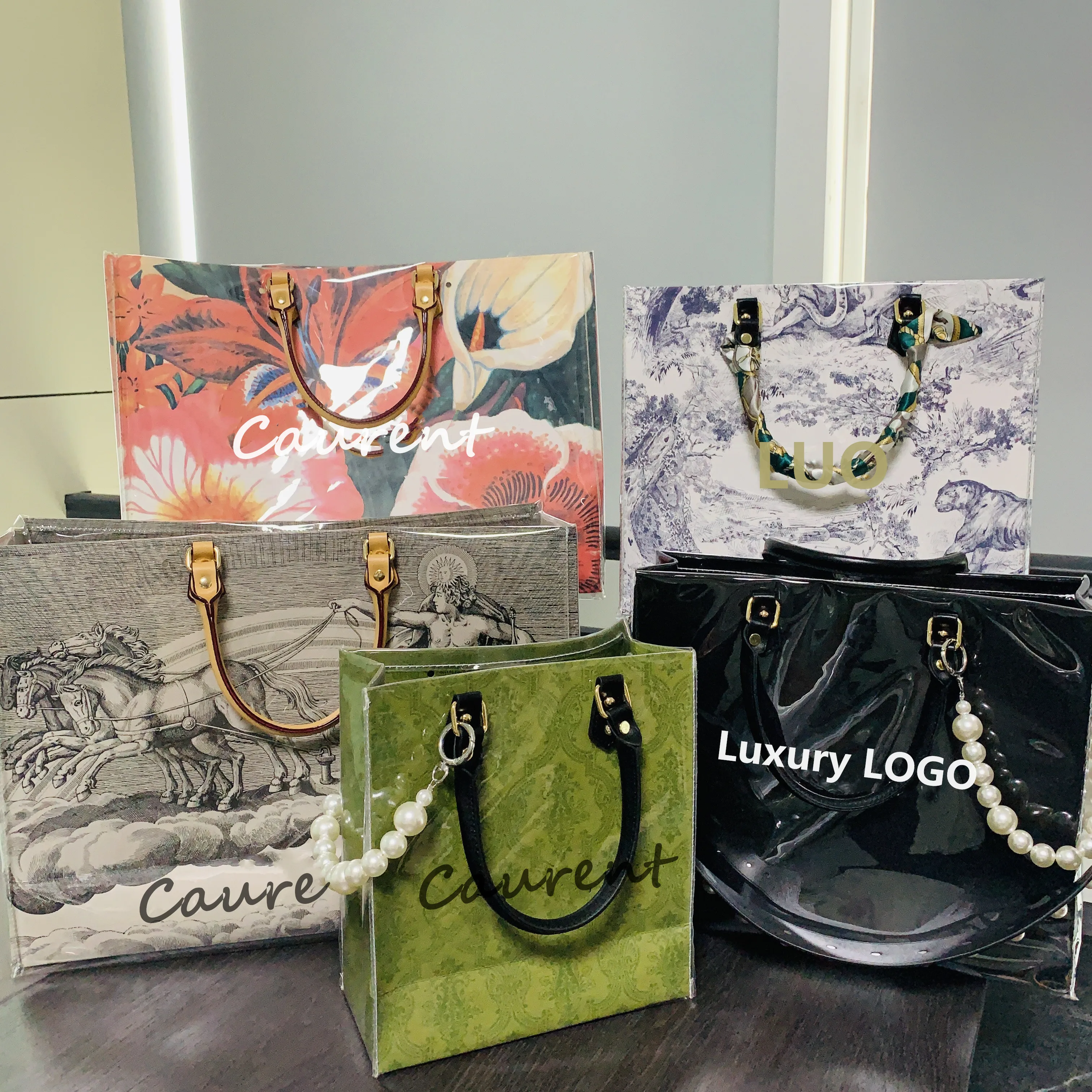 jelly purses and bags mini jelly bag pvc jelly tote bag candy luxury ladies female purses and handbags, Color
jelly purses and bags mini jelly bag pvc jelly tote bag candy luxury ladies female purses and handbags, Color