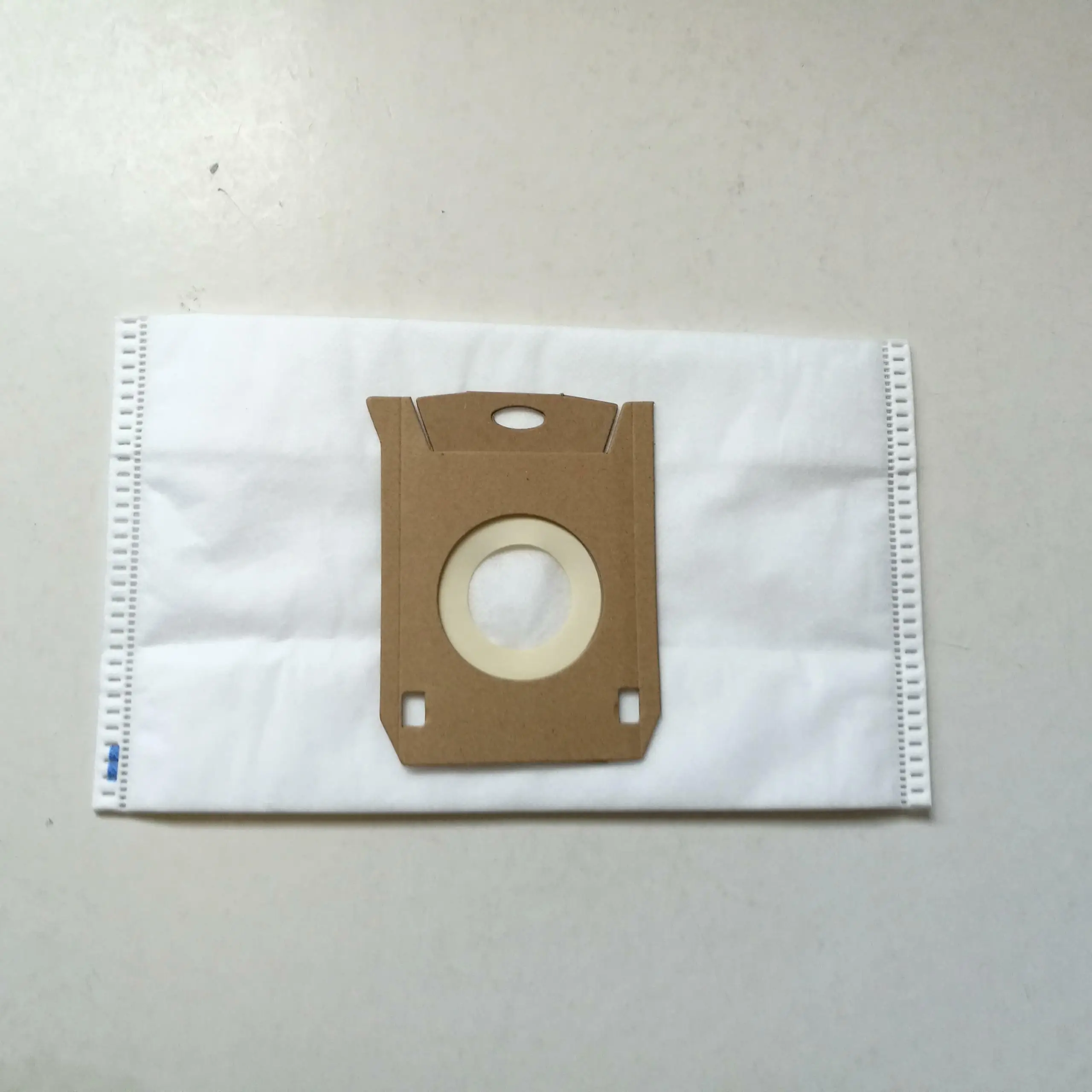 Replacement for MINI EF94 5 layer Non-woven Cloth Vacuum Cleaner Dust Bag with brown collar, White non-woven
Replacement for MINI EF94 5 layer Non-woven Cloth Vacuum Cleaner Dust Bag with brown collar, White non-woven