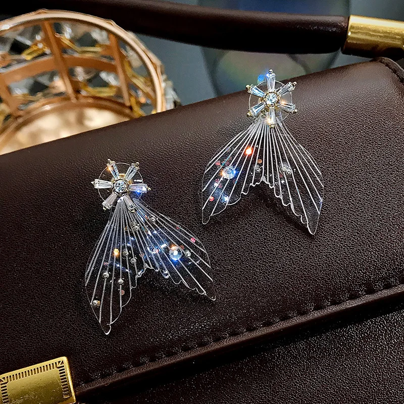 New 2021 925 Silver Needle Earrings Simplicity Eardrop Alloy Resin Crystal Rhinestone Diamond Transparent Fishtail Earring Studs, White
New 2021 925 Silver Needle Earrings Simplicity Eardrop Alloy Resin Crystal Rhinestone Diamond Transparent Fishtail Earring Studs, White