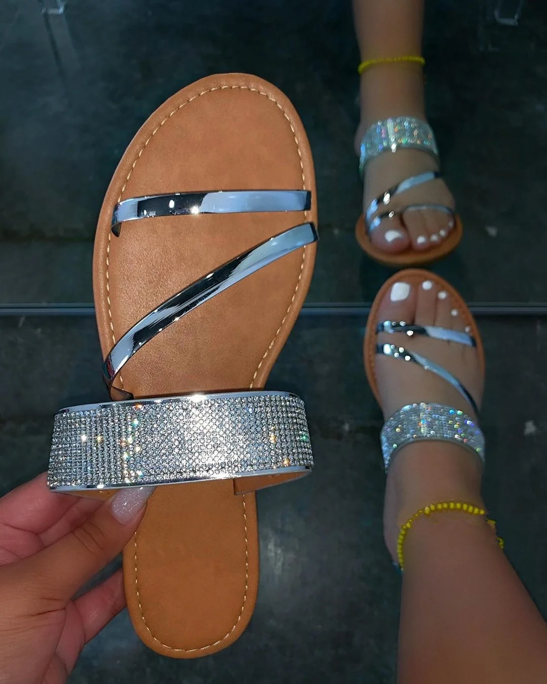 Wholesale factory fashion slippers summer rhinestone ladies sandals, Pink,red,white,and black
Wholesale factory fashion slippers summer rhinestone ladies sandals, Pink,red,white,and black