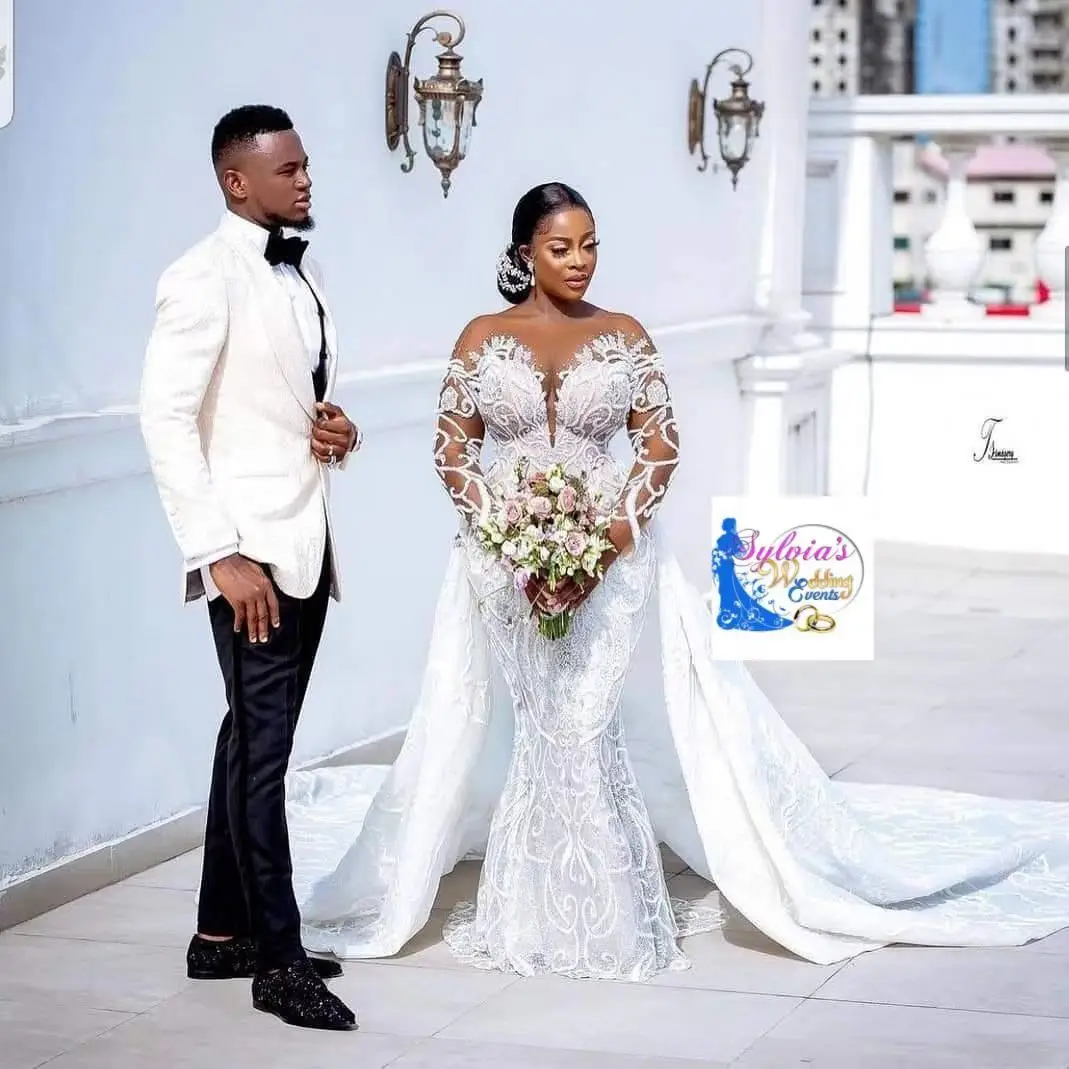 S433A African cross-border bride detachable mermaid lace long sleeve customization wedding dress, White
S433A African cross-border bride detachable mermaid lace long sleeve customization wedding dress, White