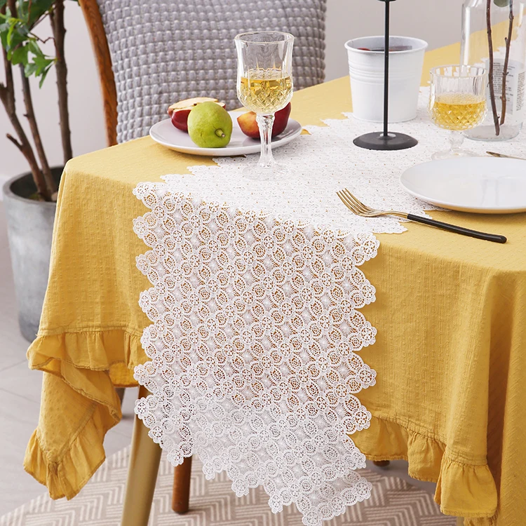 2021 New Arrival Luxury Washable Table Runner French-style elegant fancy flower halloween chiffon lace table runner for weddings
2021 New Arrival Luxury Washable Table Runner French-style elegant fancy flower halloween chiffon lace table runner for weddings