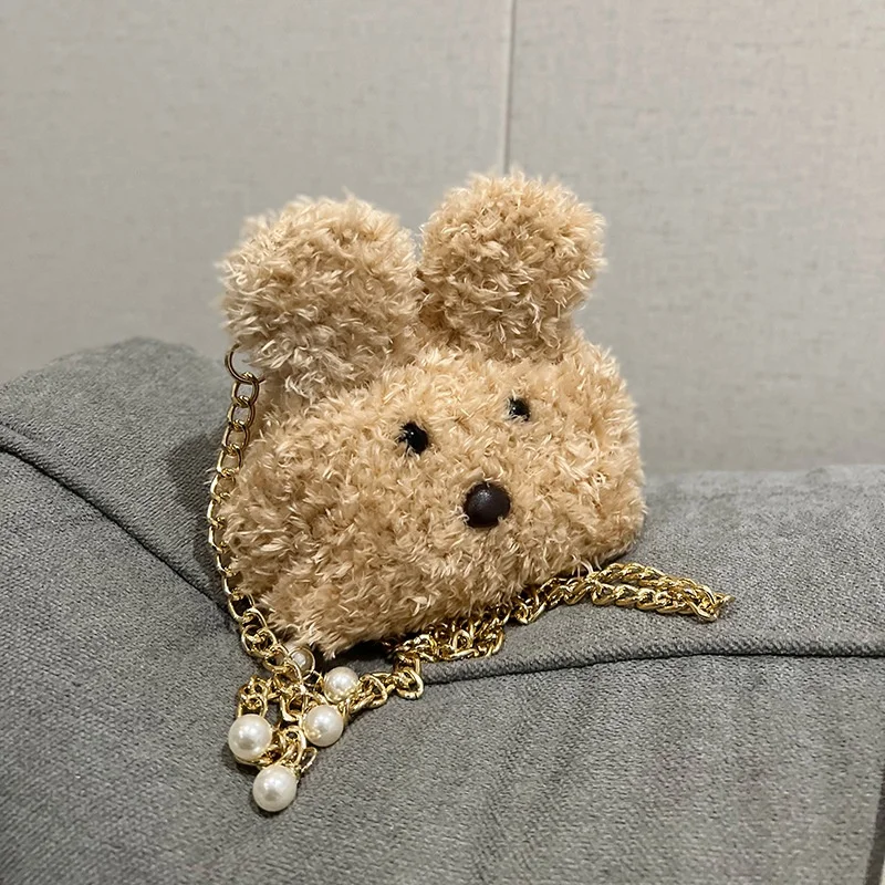 2021 Winter Fashion Fleece Solid Color Ladies Makeup Bag and Purse Women Mini Size Bear Shape Plush Fur Hand Bags
2021 Winter Fashion Fleece Solid Color Ladies Makeup Bag and Purse Women Mini Size Bear Shape Plush Fur Hand Bags