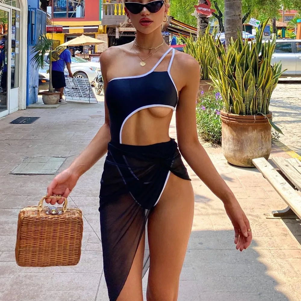 Mesh monokini One shoulder swimwear female Hollow out one piece swimsuit women Patchwork bathing suit bodysuit 2021 new
Mesh monokini One shoulder swimwear female Hollow out one piece swimsuit women Patchwork bathing suit bodysuit 2021 new