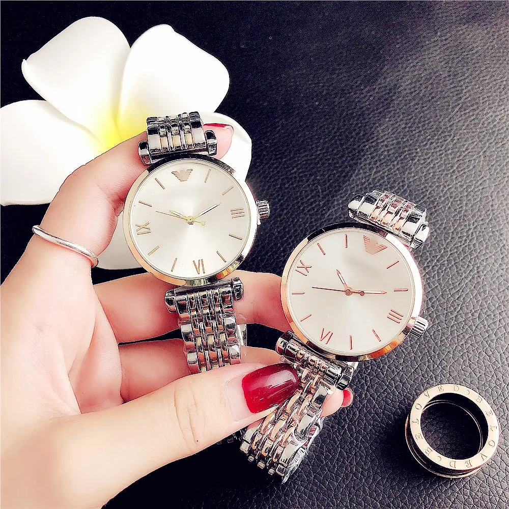 new hot selling product men and women watches luxury alloy fashion watch limits OEM bracelet wristwatch of low price
new hot selling product men and women watches luxury alloy fashion watch limits OEM bracelet wristwatch of low price
