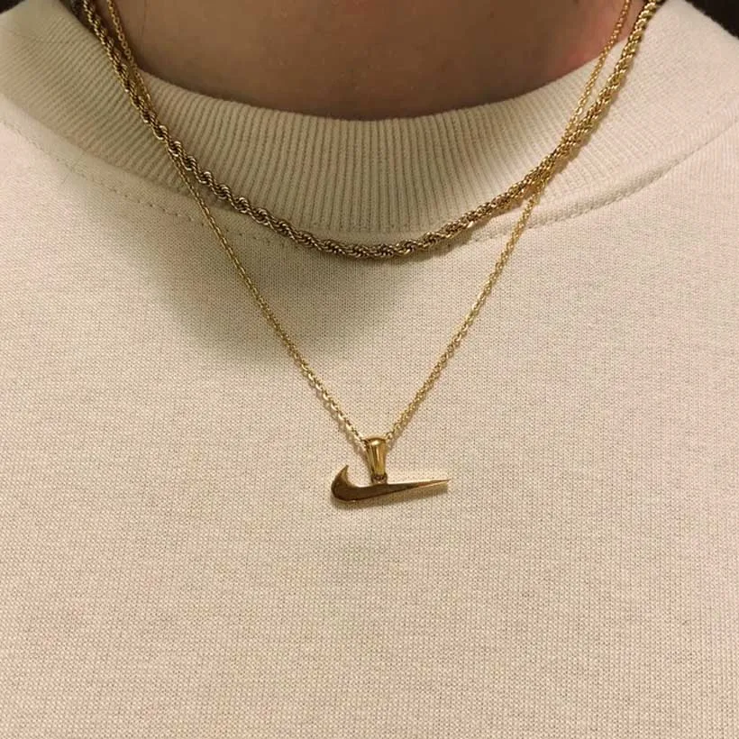 New Fashion Double Layered Rope Chain Necklace Stainless Steel Gold Charm Jewelry Custom Swoosh Tick Pendant Necklace for Men
New Fashion Double Layered Rope Chain Necklace Stainless Steel Gold Charm Jewelry Custom Swoosh Tick Pendant Necklace for Men