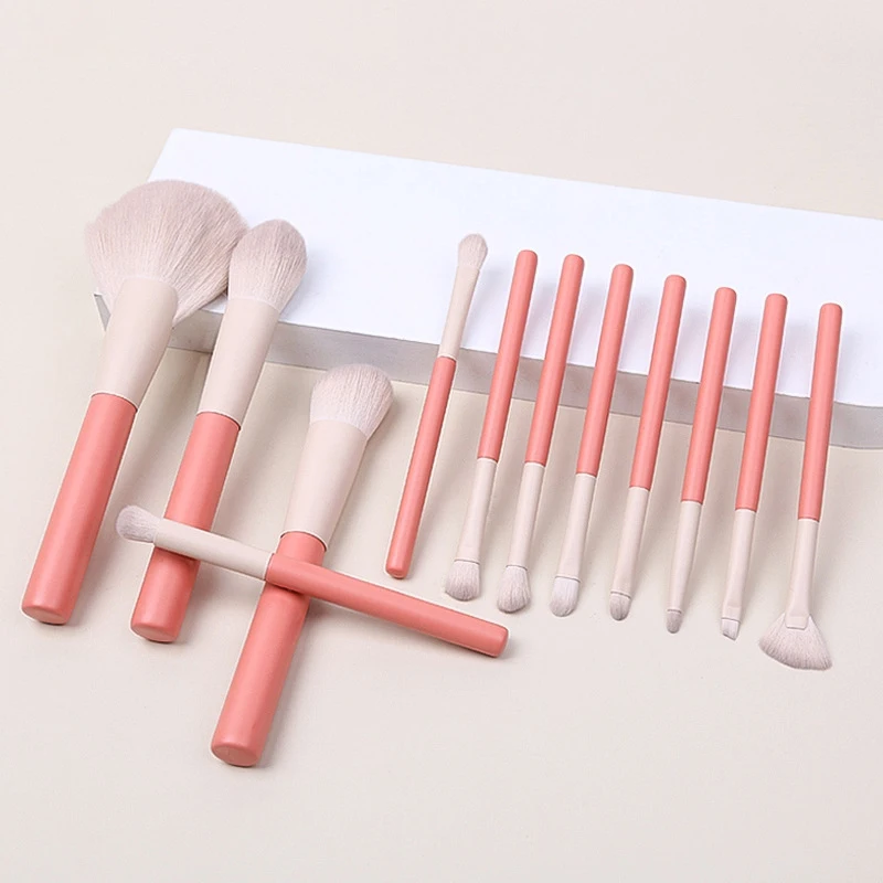 2022 Hot Sale 12pcs Holiday Pink Brush Set Cosmetic Synthetic Hair Wood Handle Makeup Brushes Set With Bag
2022 Hot Sale 12pcs Holiday Pink Brush Set Cosmetic Synthetic Hair Wood Handle Makeup Brushes Set With Bag