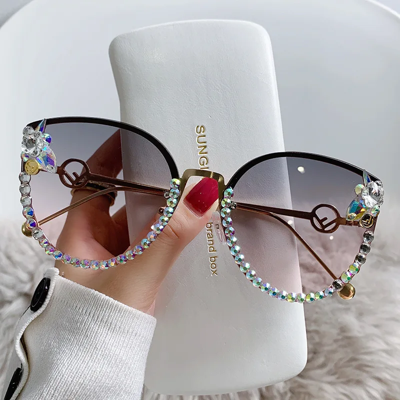 2022 Female Cat Eye Sunglasses Rhinestone Vintage Sun Glasses Bling Diamond Fashion Eyeglasses Shades Sol
2022 Female Cat Eye Sunglasses Rhinestone Vintage Sun Glasses Bling Diamond Fashion Eyeglasses Shades Sol