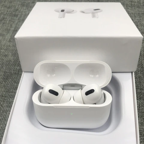 High Quality Pro 3 Noise Cancelling Earbuds GPS Wireless Charging Sports Blue tooth Wireless Headset Earphones
High Quality Pro 3 Noise Cancelling Earbuds GPS Wireless Charging Sports Blue tooth Wireless Headset Earphones