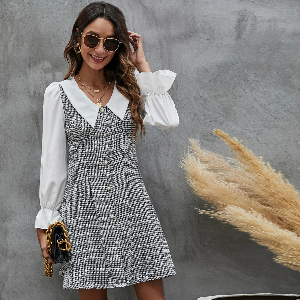 Shein 2021 Autumn Design Women Ruffles Sleeve Pearls Button Chiffon Trim Grid Tweed Panel Sweet Girl Dress
Shein 2021 Autumn Design Women Ruffles Sleeve Pearls Button Chiffon Trim Grid Tweed Panel Sweet Girl Dress