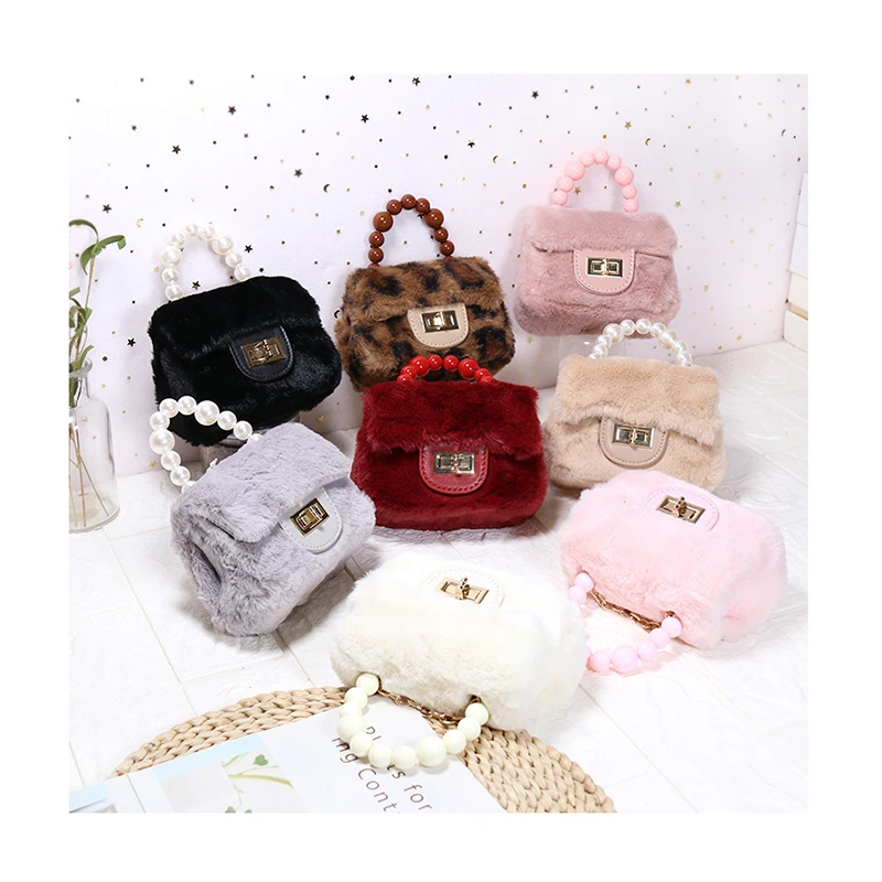 Women Mini Handbag New Elegant Shoulder Messenger Portable Chain Bag Girl Rabbit Fur Bag Pearl Beaded Crossbody Small Square Bag
Women Mini Handbag New Elegant Shoulder Messenger Portable Chain Bag Girl Rabbit Fur Bag Pearl Beaded Crossbody Small Square Bag