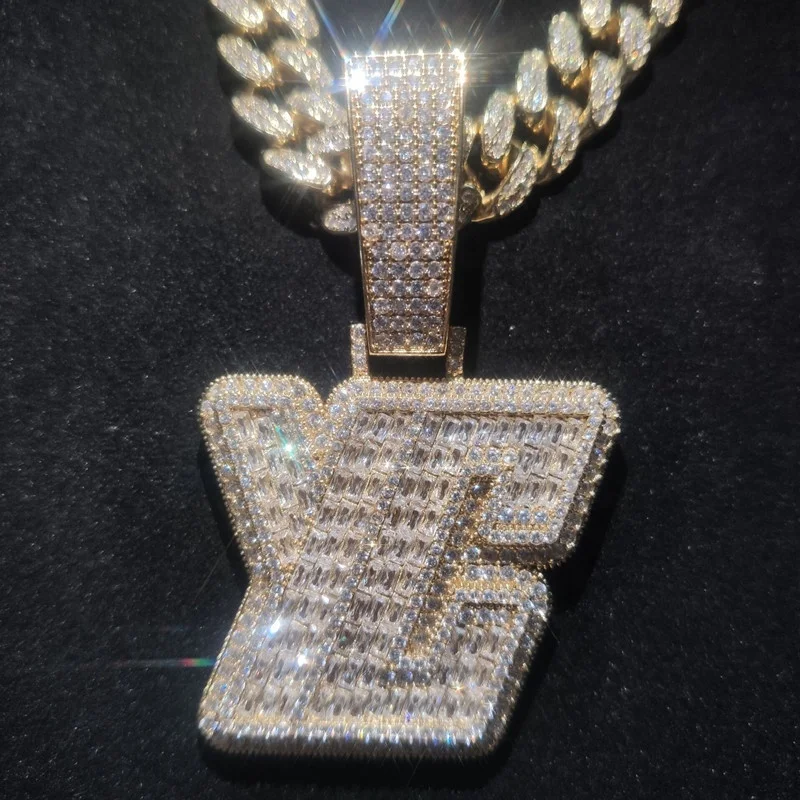 Newly designed hip hop custom jewelry gold plated double layer name Pendant Ice Baguette zircon alphanumerical DIY necklace
Newly designed hip hop custom jewelry gold plated double layer name Pendant Ice Baguette zircon alphanumerical DIY necklace
