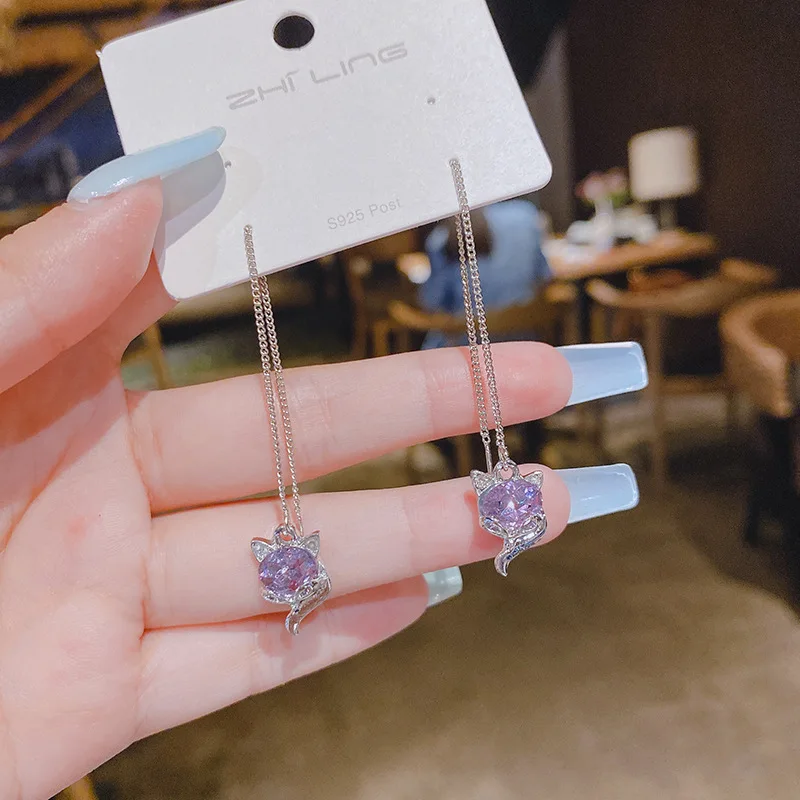 2023 Factory Price Korean Fashion Zircon Fox Ear Wire Gold Plated Tassel Long Earring Purple Crystal Earring for Women
2023 Factory Price Korean Fashion Zircon Fox Ear Wire Gold Plated Tassel Long Earring Purple Crystal Earring for Women