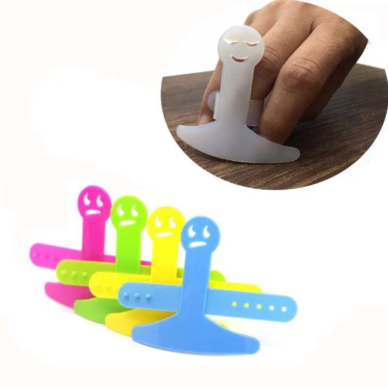HOMETREE Plastic Finger Guard Protect Finger Hand Not Hurt Cut vegetable Tool Safety Finger Protector Kitchen Gadgets H298
HOMETREE Plastic Finger Guard Protect Finger Hand Not Hurt Cut vegetable Tool Safety Finger Protector Kitchen Gadgets H298