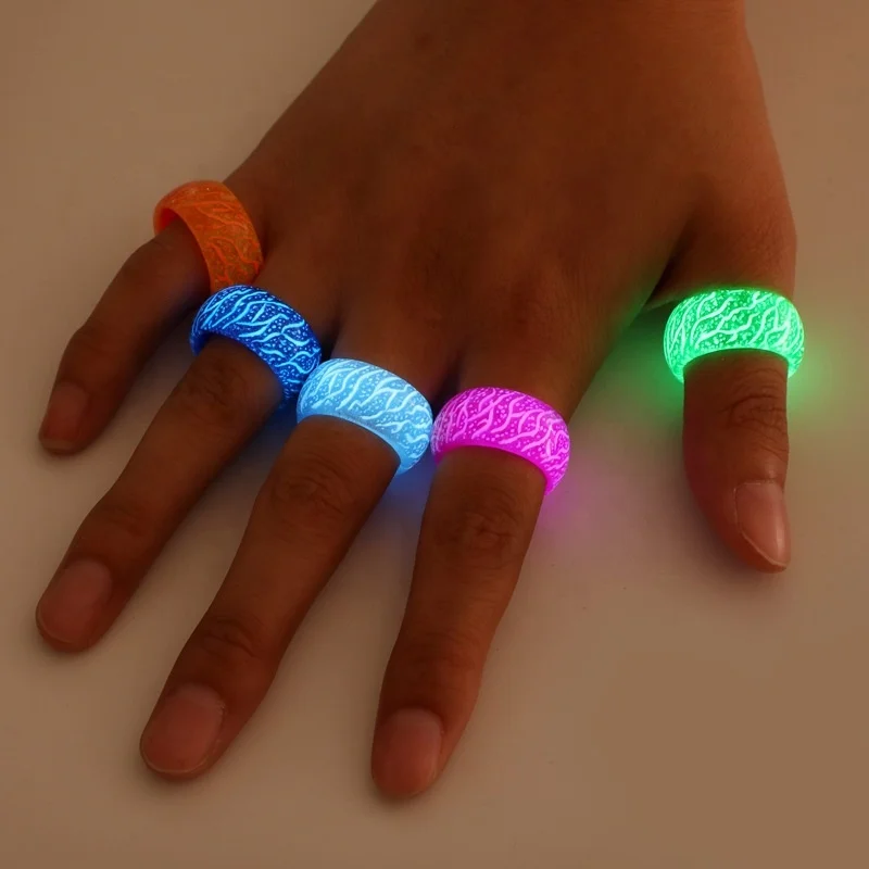 Wholesale Personalized Resin Unisex Glowing In Dark Rings Trend Magic Forest Cool Luminous Crack Ring Display, As photo
Wholesale Personalized Resin Unisex Glowing In Dark Rings Trend Magic Forest Cool Luminous Crack Ring Display, As photo