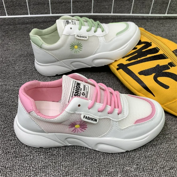 A808 2021 summer new net face breathable Female Shoe Korean edition female student casual small white shoes female sports sho
A808 2021 summer new net face breathable Female Shoe Korean edition female student casual small white shoes female sports sho