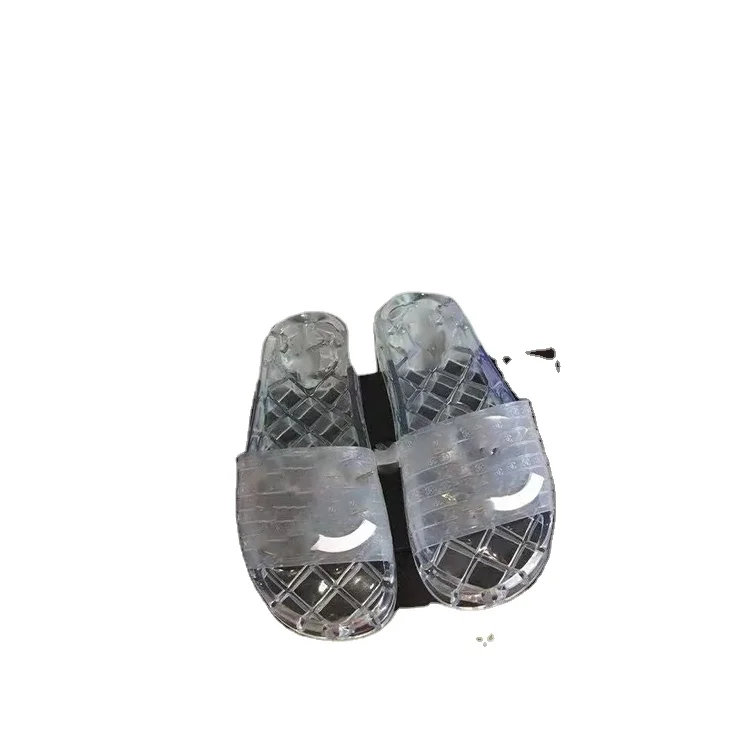 cross-border fashion brand men's ladies flat sandals designer transparent crystal jelly slippers, Many colors
cross-border fashion brand men's ladies flat sandals designer transparent crystal jelly slippers, Many colors
