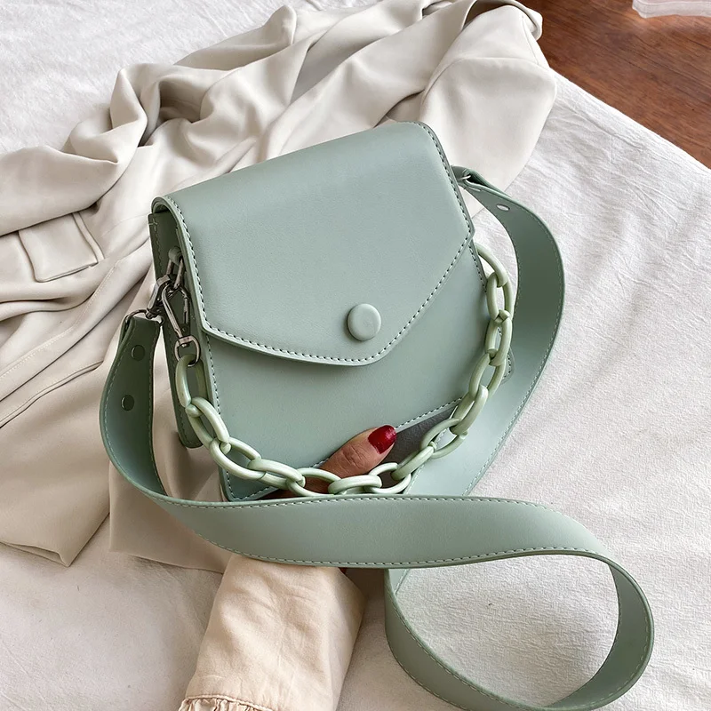 2021 Designer Hand Bag Solid Color Thick Chain Small PU Leather Crossbody Shoulder Bag Ladies Handbags, 4 colors
2021 Designer Hand Bag Solid Color Thick Chain Small PU Leather Crossbody Shoulder Bag Ladies Handbags, 4 colors
