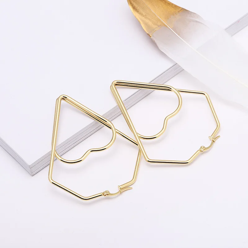 ES1044 High Quality Gold Plated Surgical Stainless Steel Geometric Heart Star Square Hoops Earrings
ES1044 High Quality Gold Plated Surgical Stainless Steel Geometric Heart Star Square Hoops Earrings