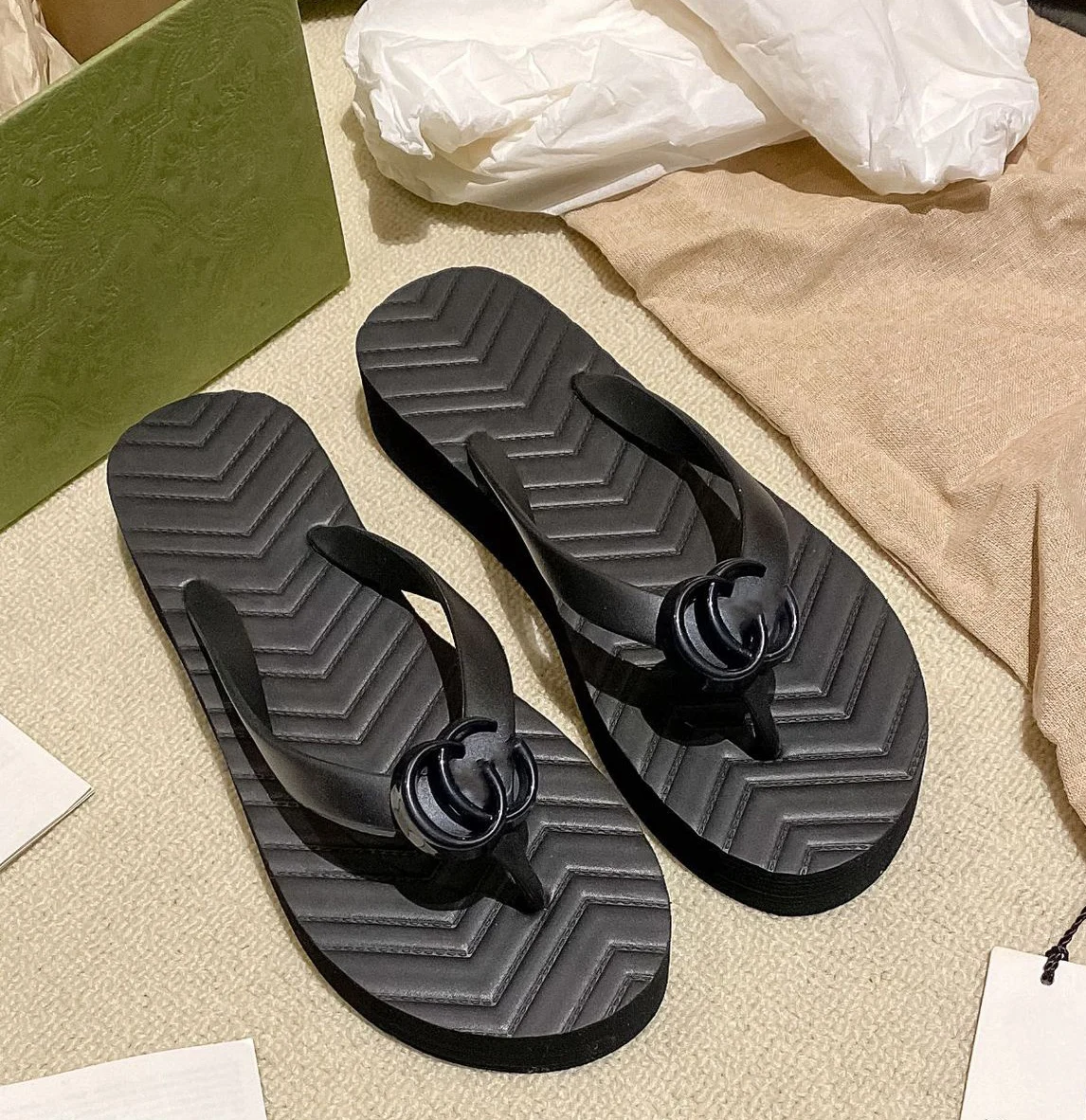 Wholesale Ladies Summer Beach White Flip-Flops Slippers Women Sublimation Flip Flops Slippers
Wholesale Ladies Summer Beach White Flip-Flops Slippers Women Sublimation Flip Flops Slippers