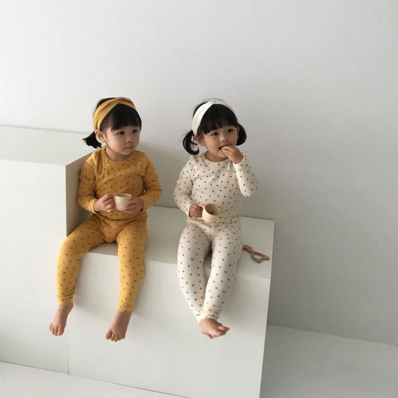 New Fashion Boutique Children 100% Cotton Long Sleeve Clothing Girls Boys Pajamas Sets Lovely Floral Printed Clothes Set, Customized color
New Fashion Boutique Children 100% Cotton Long Sleeve Clothing Girls Boys Pajamas Sets Lovely Floral Printed Clothes Set, Customized color