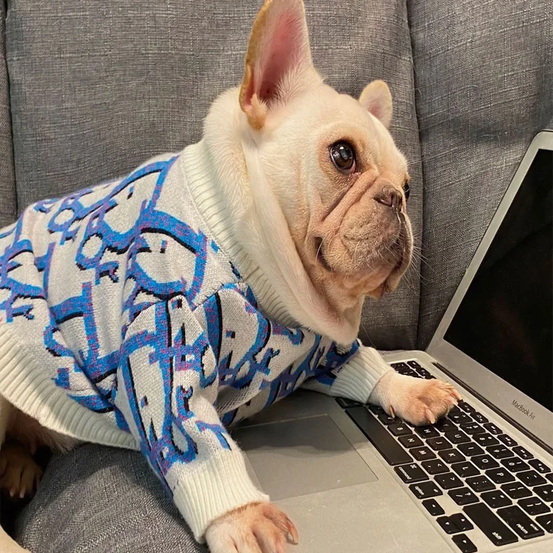 Fast shipping high-end luxury brand pet wool sweaters winter warm luxury dog sweaters foe mesium dogs, Blue
Fast shipping high-end luxury brand pet wool sweaters winter warm luxury dog sweaters foe mesium dogs, Blue