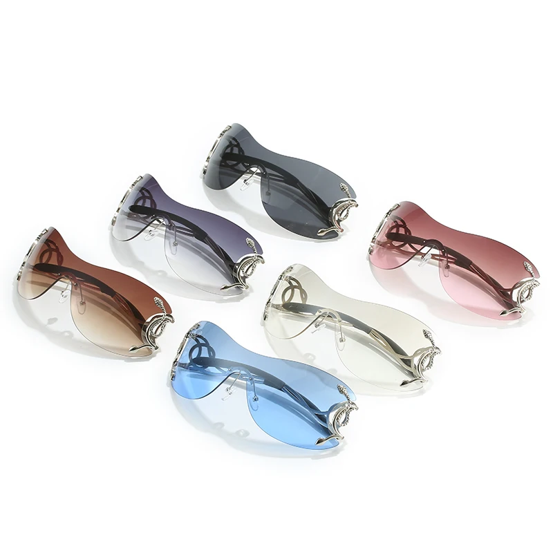 New One-piece Large Frame Sunglasses European and American Personality y2k Fashion Cobra Snake Funny Sunglasses Girl
New One-piece Large Frame Sunglasses European and American Personality y2k Fashion Cobra Snake Funny Sunglasses Girl