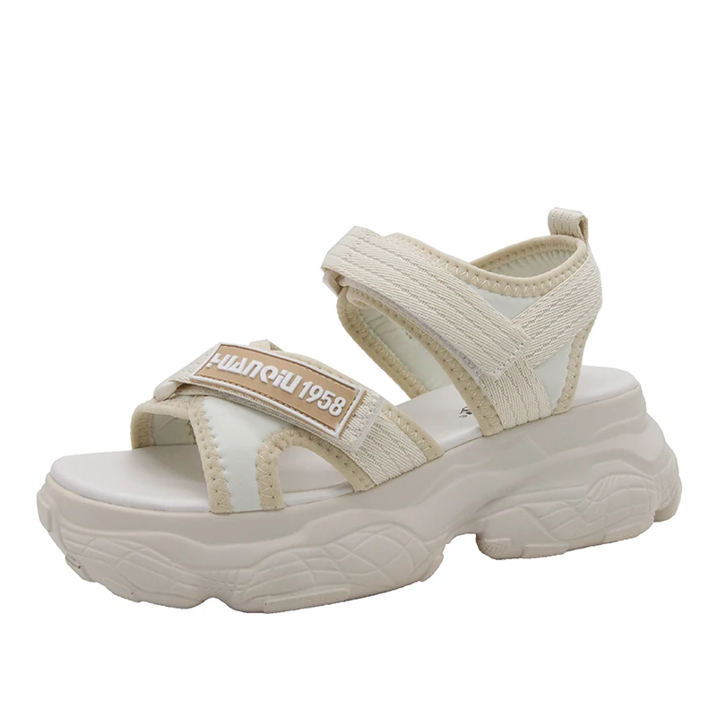 Beige woman brand sport sandal fashion shoes lady summer platform strap height increase black strap casual slippers
Beige woman brand sport sandal fashion shoes lady summer platform strap height increase black strap casual slippers