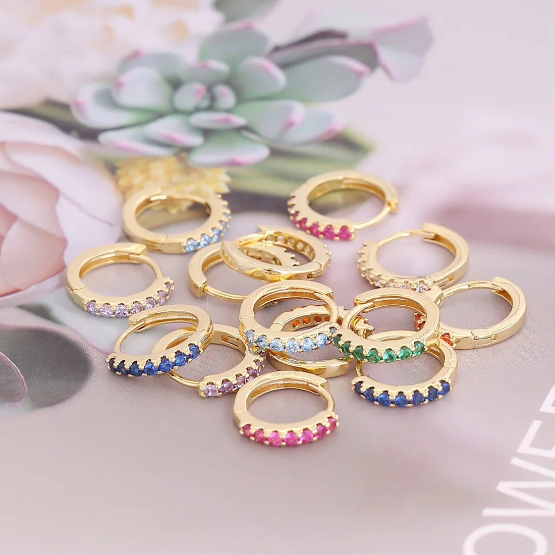 Wholesale 18K Gold Plated Multicolor Cubic Zircon Huggie Hoop Earrings for Women Jewelry
Wholesale 18K Gold Plated Multicolor Cubic Zircon Huggie Hoop Earrings for Women Jewelry