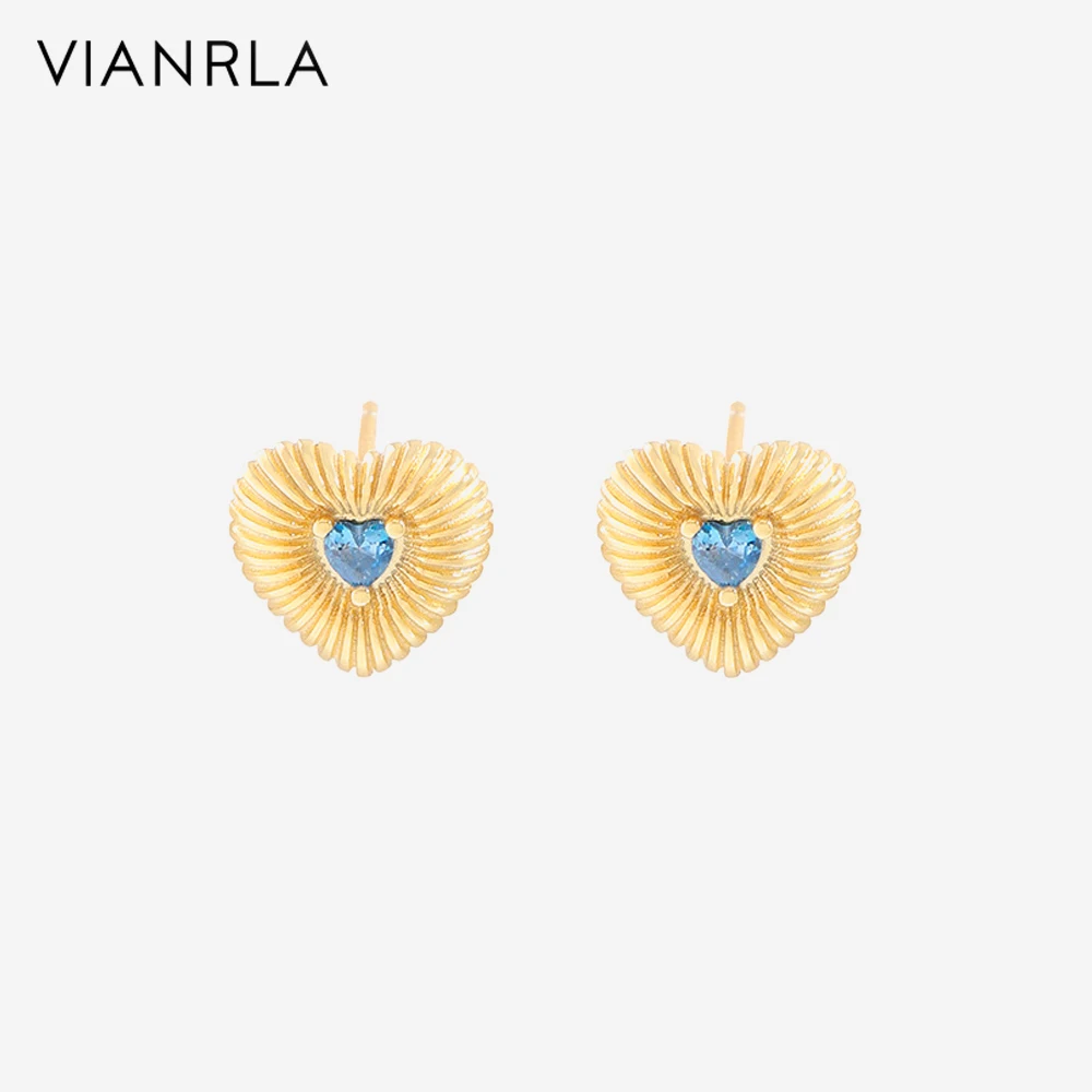 VIANRLA 925 Sterling Silver Jewelry Heart Shape Blue Zircon 18k Gold Plated Earring For Women Free Laser Logo Wholesale
VIANRLA 925 Sterling Silver Jewelry Heart Shape Blue Zircon 18k Gold Plated Earring For Women Free Laser Logo Wholesale