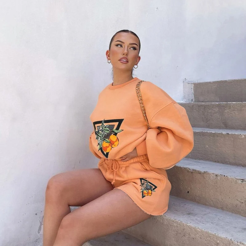 New autumn 2021 women's fashion printing loose hoodie straight tube bag hip shorts casual suit women
New autumn 2021 women's fashion printing loose hoodie straight tube bag hip shorts casual suit women