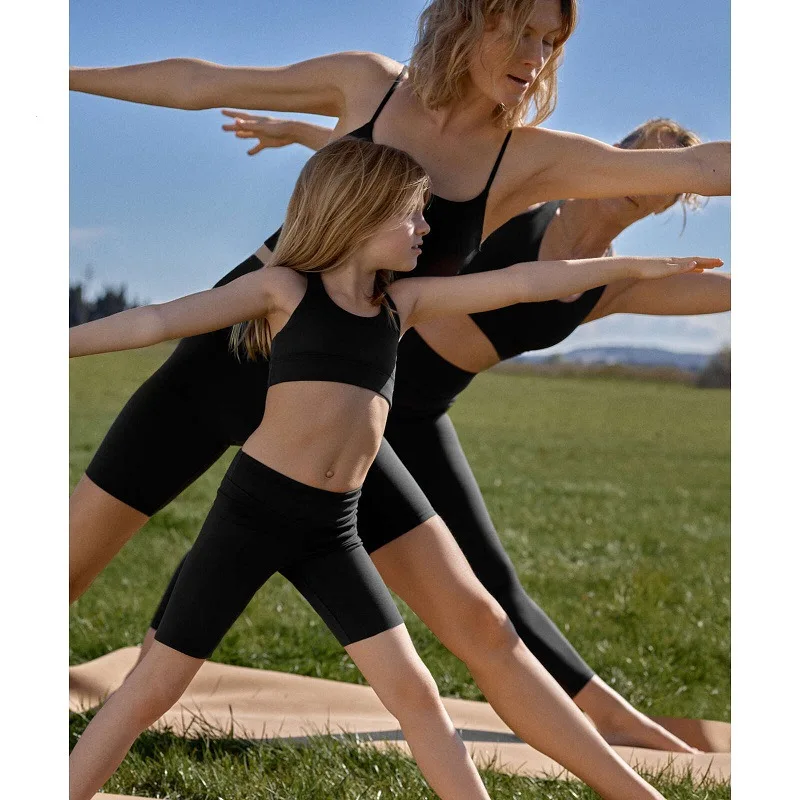 Kid girl yoga pants eco friendly gym wear kids children's yoga pants sports fitness tight pants
Kid girl yoga pants eco friendly gym wear kids children's yoga pants sports fitness tight pants