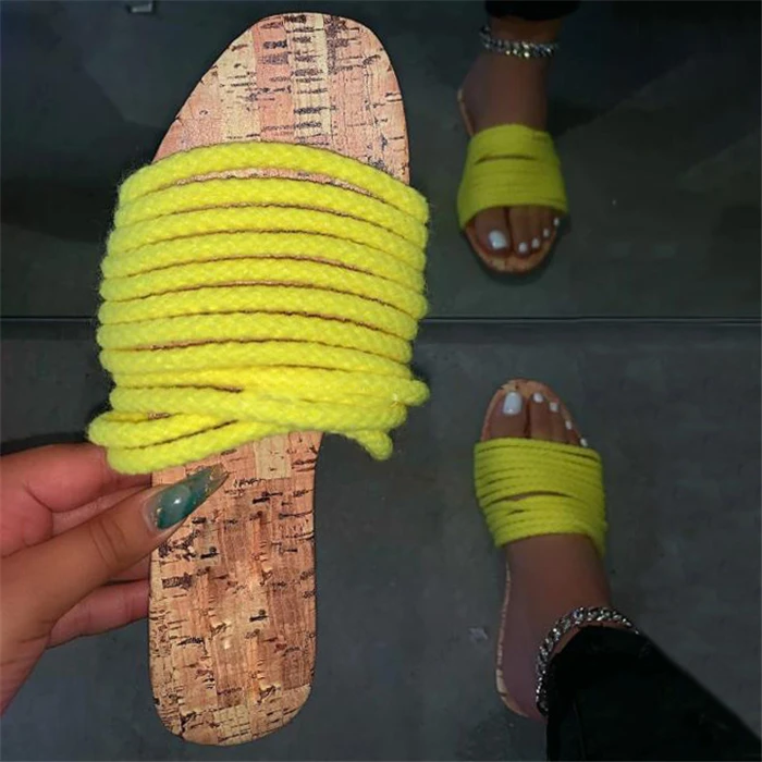 New Arrival wholesale fashion shoes women footwear designer slippers for ladies women shoe sandal, Pictured
New Arrival wholesale fashion shoes women footwear designer slippers for ladies women shoe sandal, Pictured