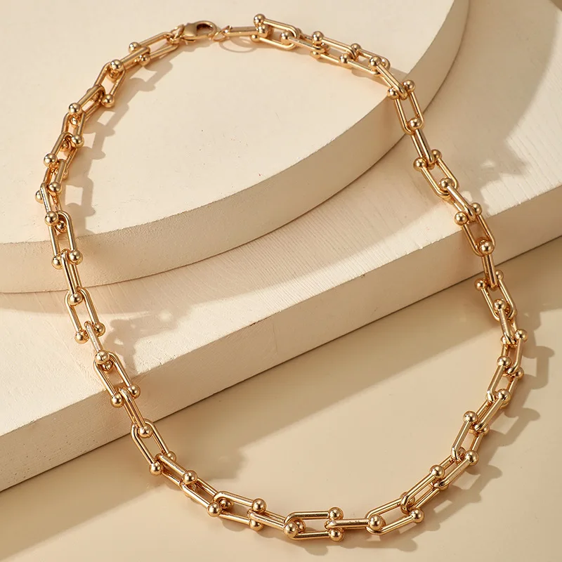 Chunky Gold Metal link Chain Hip hop U-shaped Geometric Clavicle Gold Alloy Thick Chain Necklace
Chunky Gold Metal link Chain Hip hop U-shaped Geometric Clavicle Gold Alloy Thick Chain Necklace
