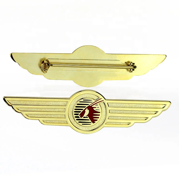 Deft design gold metal custom logo pin wing badge