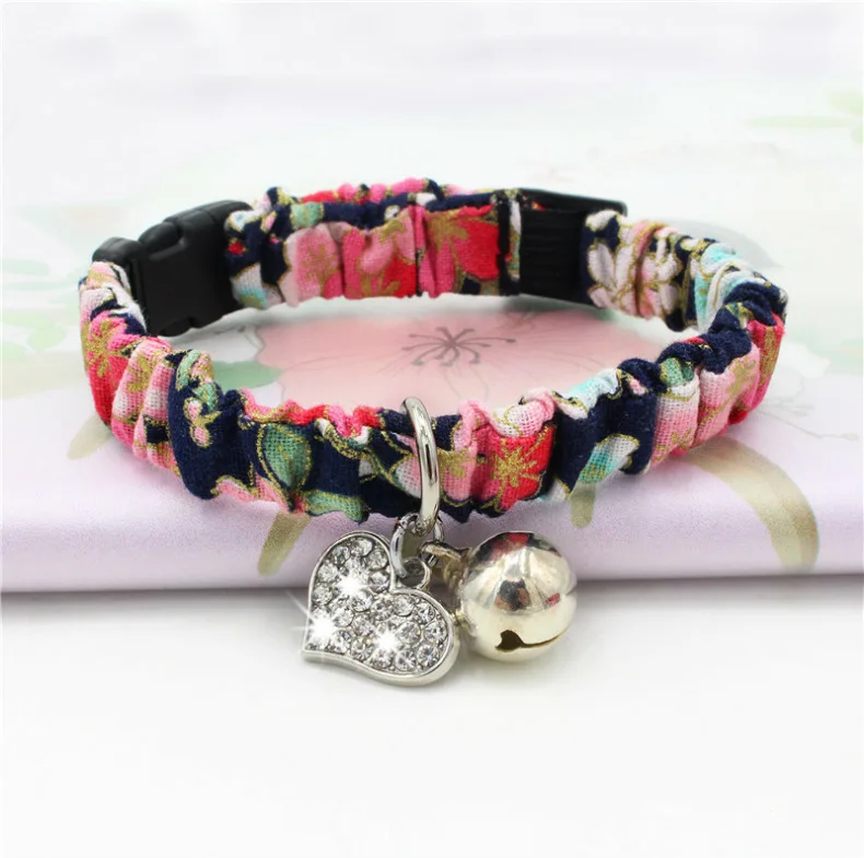 Pleated Cat Collar Printed Cloth Pet Collar Small Dog Elastic Dog Leash Pet Supplies, Blue
Pleated Cat Collar Printed Cloth Pet Collar Small Dog Elastic Dog Leash Pet Supplies, Blue