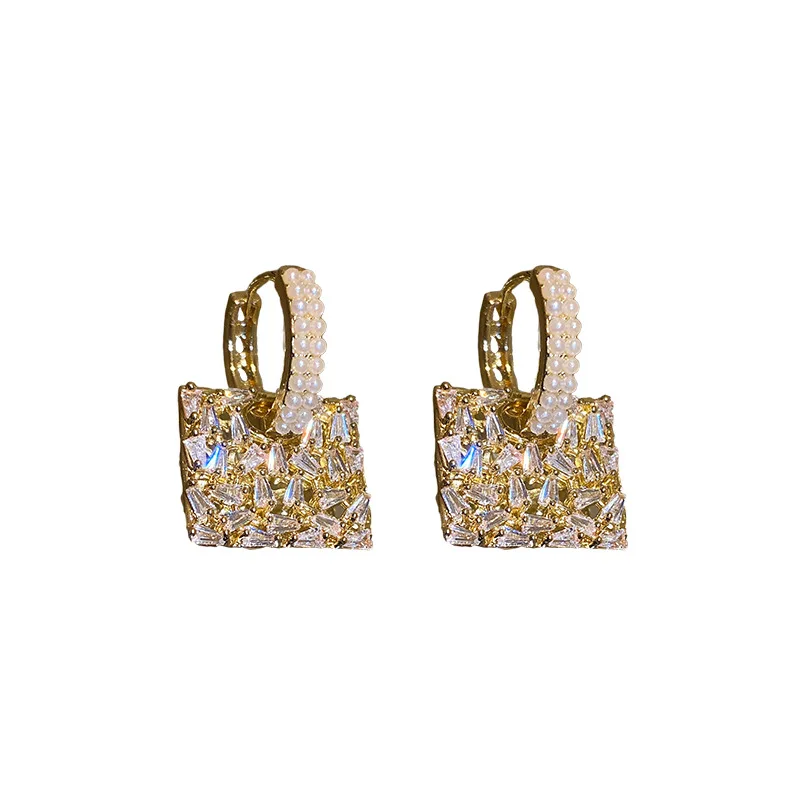 Best Sell Simple 2021 Women colorful Zircon Handbag Style Earrings Sterling Silver Needle Earrings for Party Gift Christmas
Best Sell Simple 2021 Women colorful Zircon Handbag Style Earrings Sterling Silver Needle Earrings for Party Gift Christmas