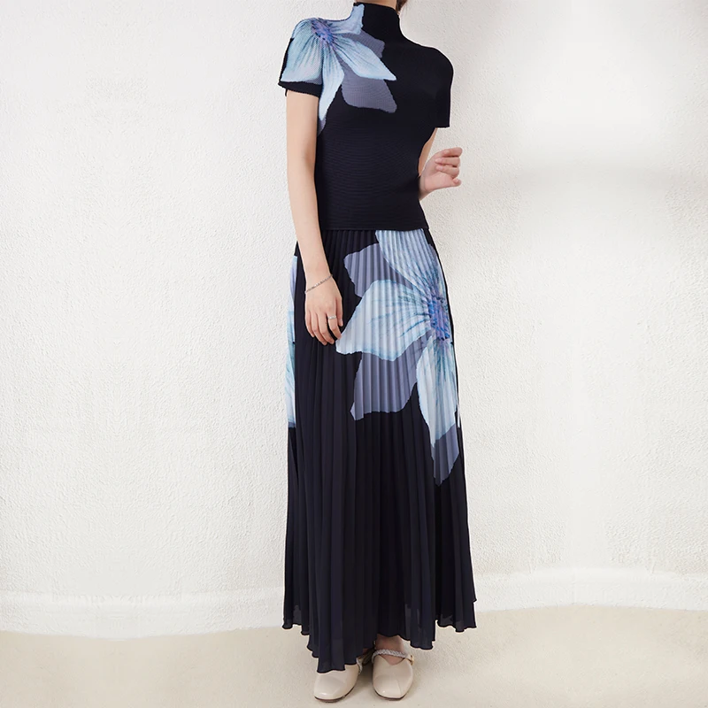spring 2022 women s clothing Hot Sell Print Pleated long-sleeved T-shirt Women two Pieces set Miyake pleated skirt set, Accept customized color
spring 2022 women s clothing Hot Sell Print Pleated long-sleeved T-shirt Women two Pieces set Miyake pleated skirt set, Accept customized color