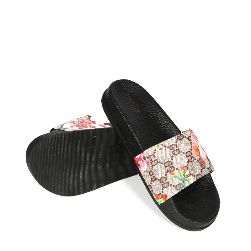 GG Women's ShoesSummer 2021 New G Print Platform Slippers For Women With Flats For Women With Height Confortable Design, Customized color
GG Women's ShoesSummer 2021 New G Print Platform Slippers For Women With Flats For Women With Height Confortable Design, Customized color