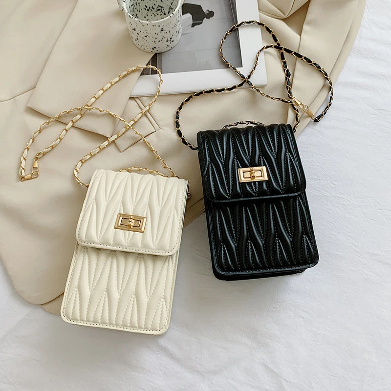 Amazon fashion chain bag girl leather custom cheap embroidery thread messenger bag ladies mobile phone bag
Amazon fashion chain bag girl leather custom cheap embroidery thread messenger bag ladies mobile phone bag