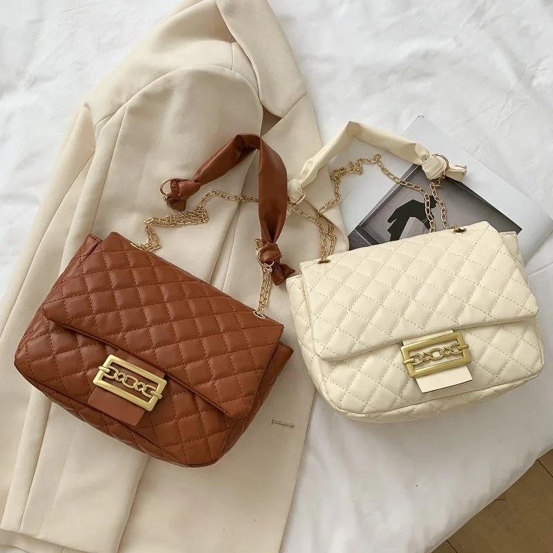 Bright pattern PU diamond embroidery thread women 2021 new fashion diagonal bag all-match small bag chain shoulder bag, White,black,brown,khaki
Bright pattern PU diamond embroidery thread women 2021 new fashion diagonal bag all-match small bag chain shoulder bag, White,black,brown,khaki